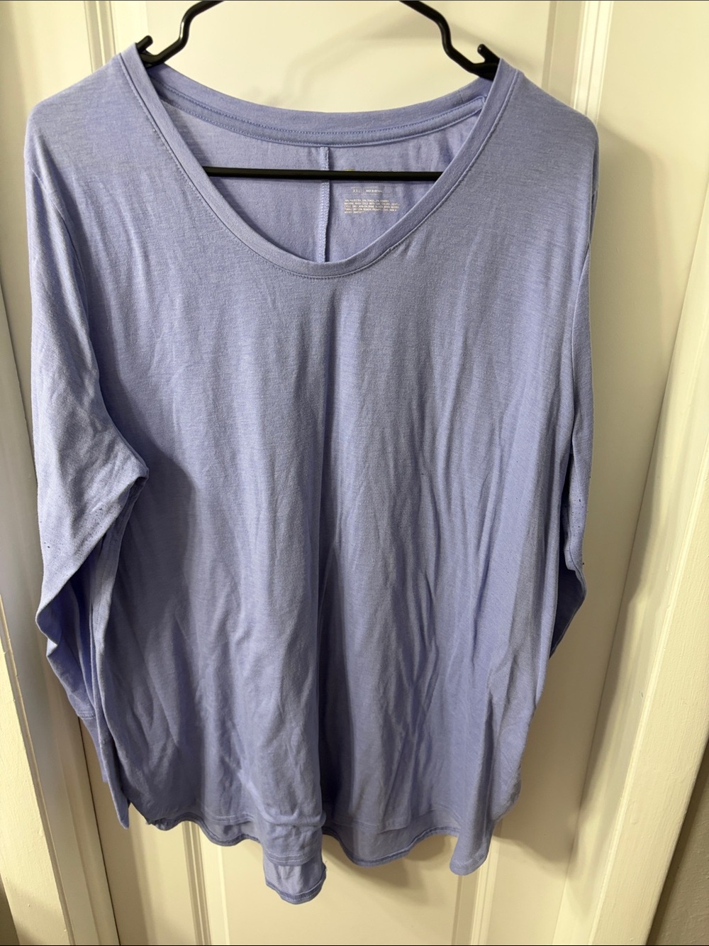 tek gear Periwinkle Long Sleeve Scoop Neck Top